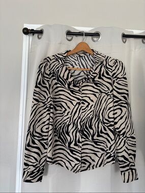 SHEIN Black & Cream Zebra Print Button-Down Top